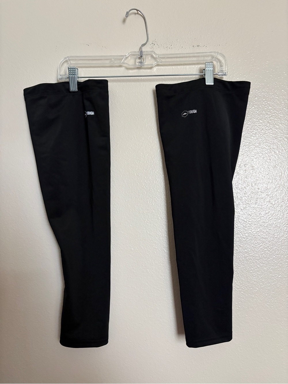 Black Men's Performance Leg Sleeves Tough Outdoors Compression Sleeves Size XL